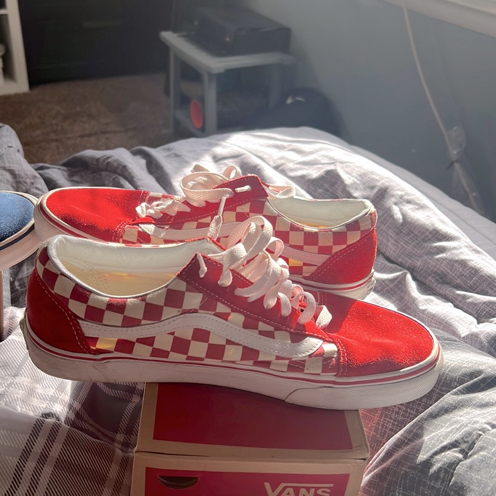 i am selling sz 11 pair of checkerboard red and white vans